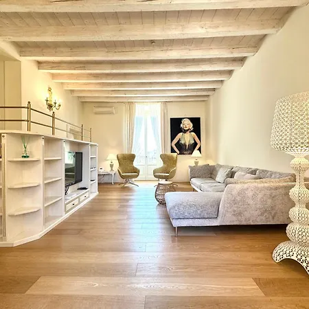 Loft Abbazia شقة *
